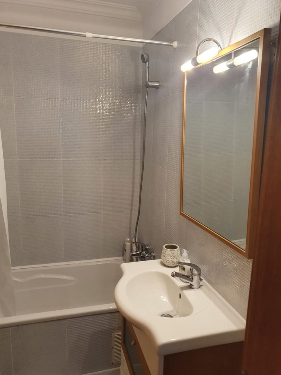 Shower, Bathroom, Bath