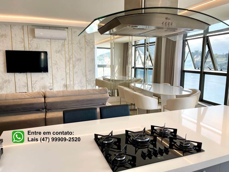 Living room, Communal kitchen
