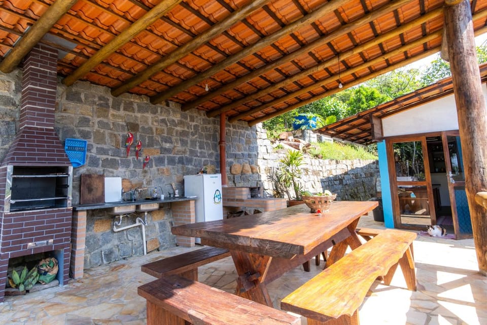 BBQ facilities, Dining area