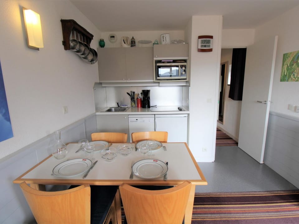 Studio cabine Avoriaz pour 4 avec balcon et wifi - FR-1-633-36 Cabin in Avoriaz