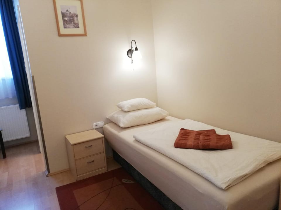 Polus Pension Bed and Breakfast in Hungary