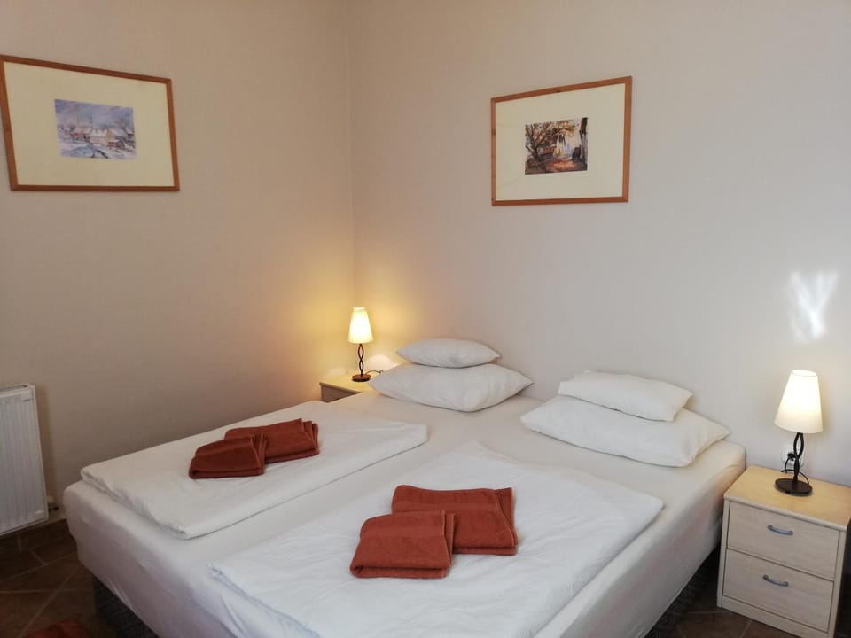 Polus Pension Bed and Breakfast in Hungary