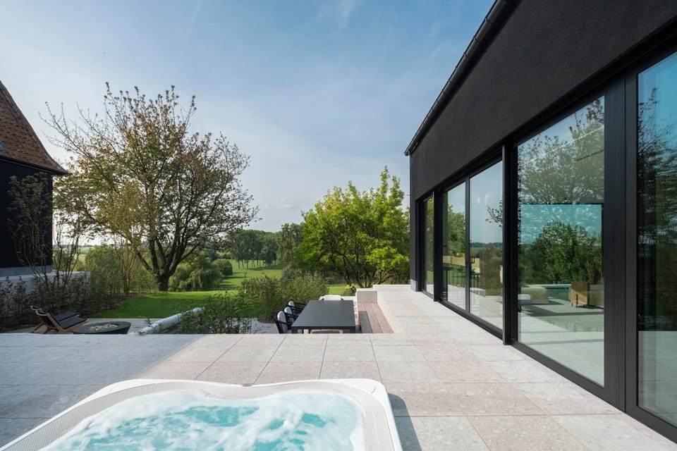 Day, Natural landscape, Garden view, Pool view