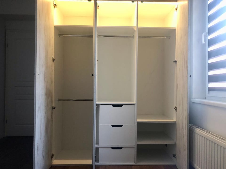 wardrobe