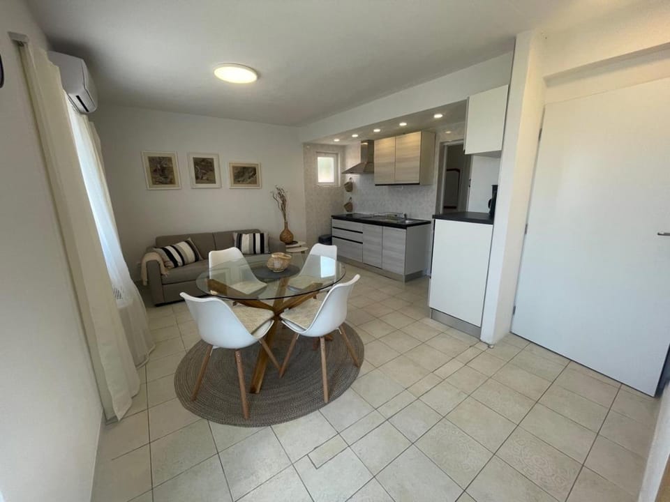 Accommodation Family Magazin Bed and Breakfast in Dubrovnik-Neretva County