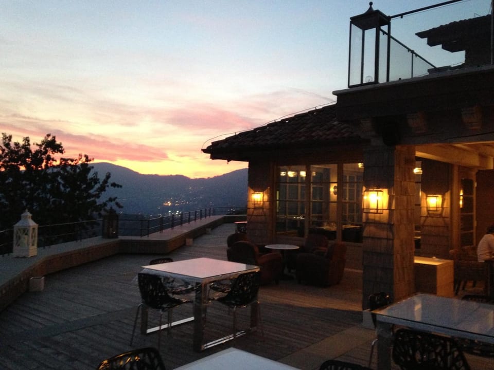 View (from property/room), Balcony/Terrace