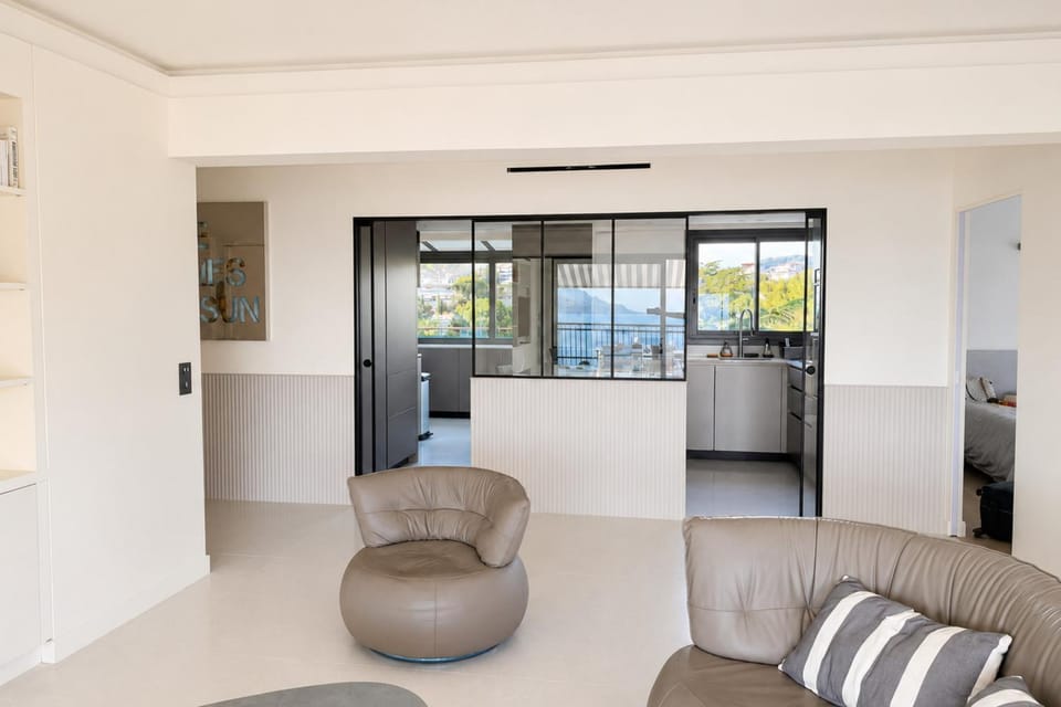 Luxury penthouse breathtaking sea view 200m2 terrace in the Cannes center House in Cannes