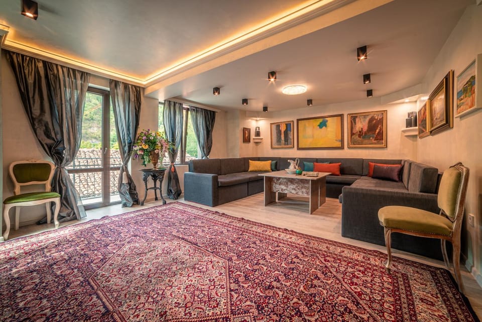 Living room, Lounge or bar, Seating area