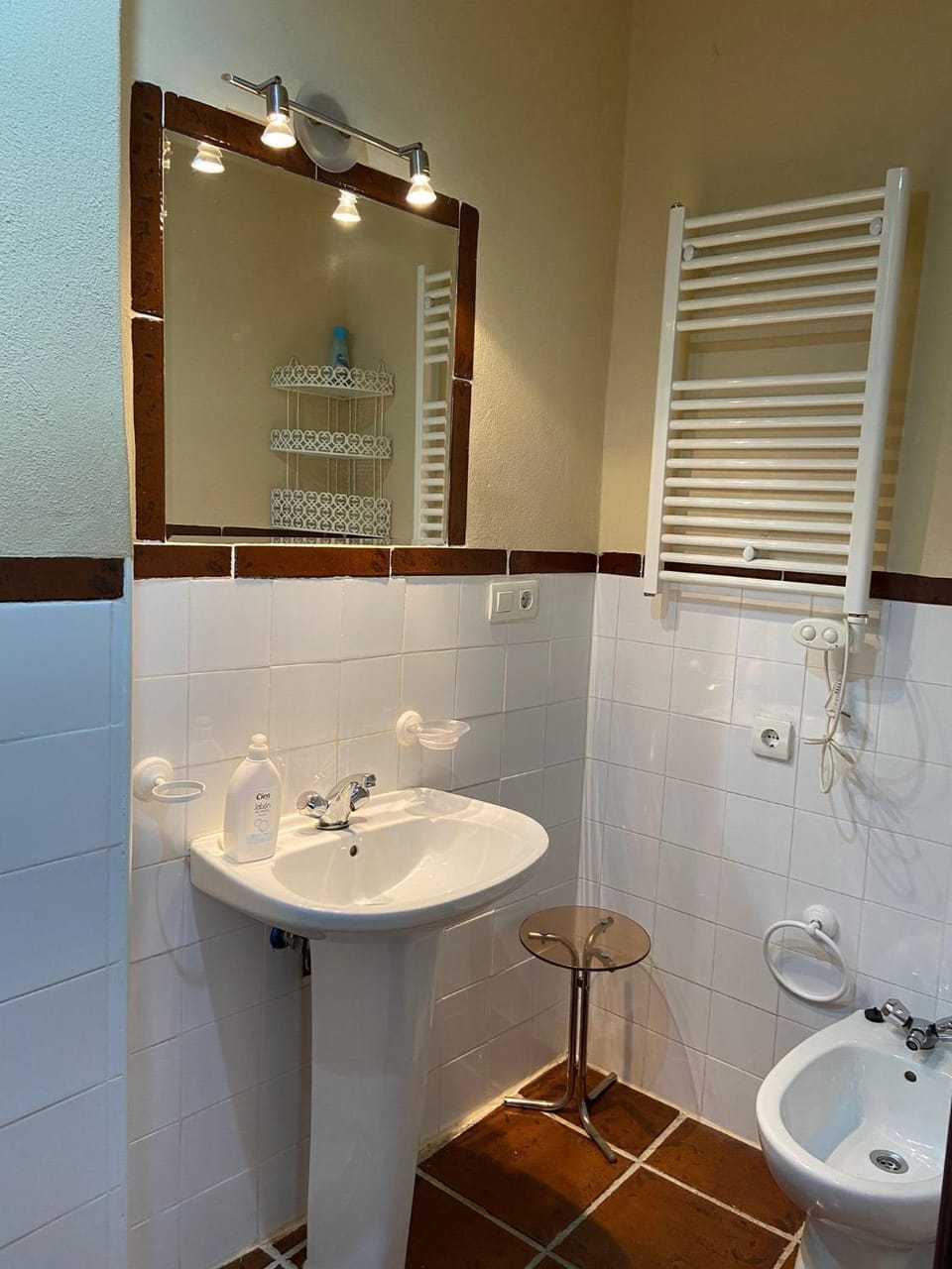 Bathroom, Bath, bidet