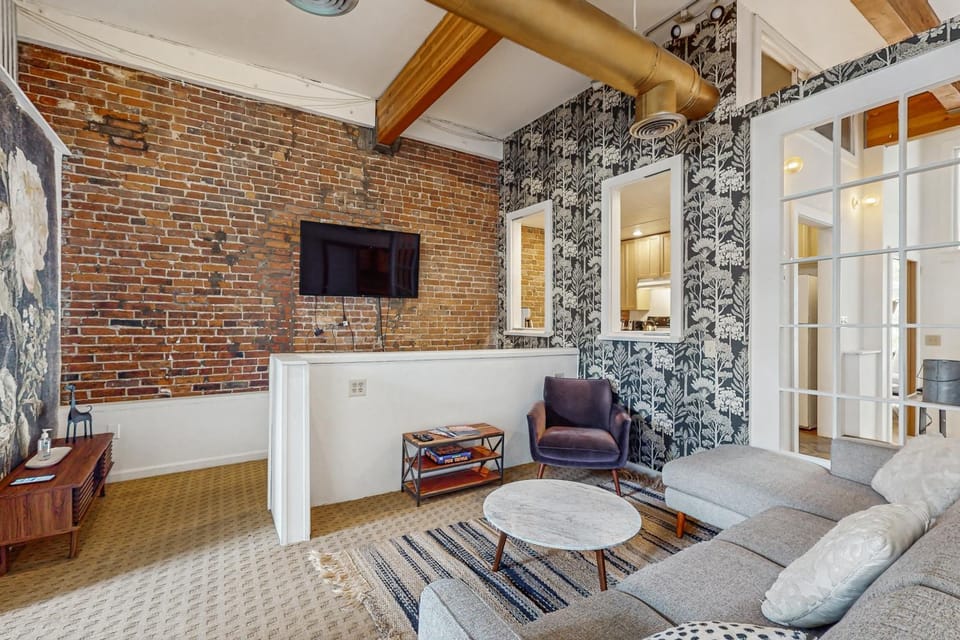 Opulence at The Square Apartment in Seattle