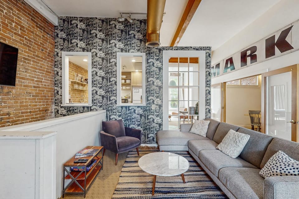 Opulence at The Square Apartment in Seattle