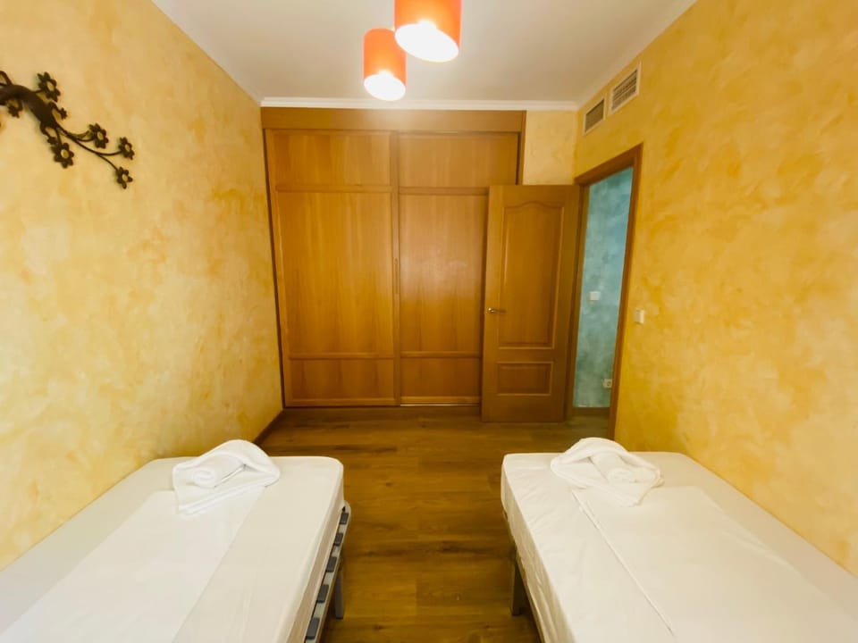 Bed, Bedroom, wardrobe