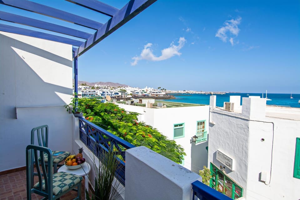 Balcony/Terrace, City view, Sea view, Street view