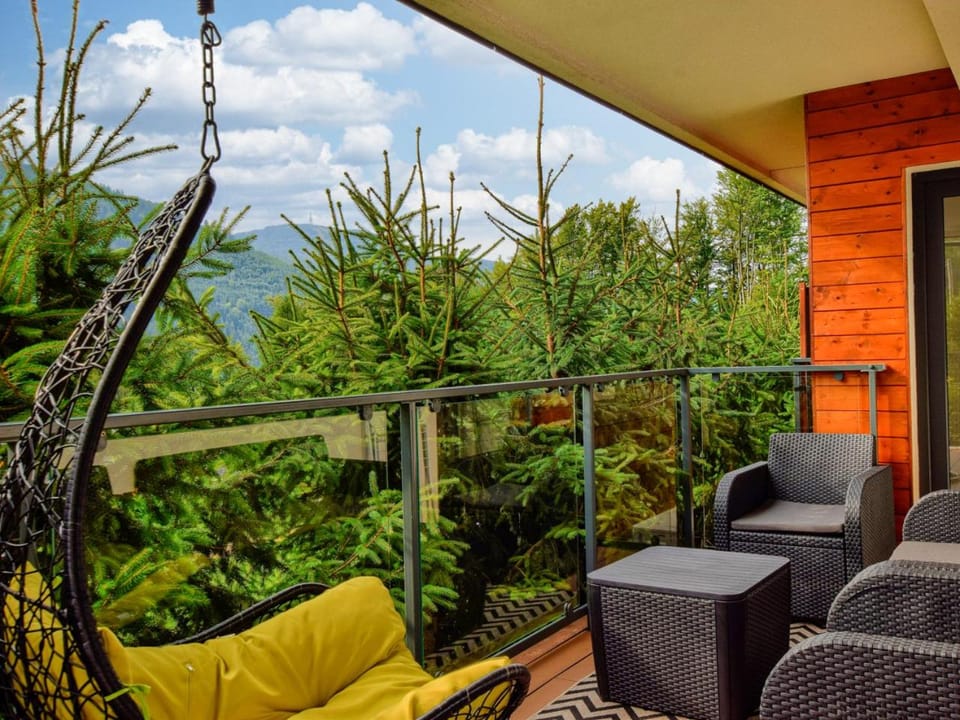 Natural landscape, View (from property/room), Balcony/Terrace, Decorative detail, Garden view, Mountain view, hair dresser