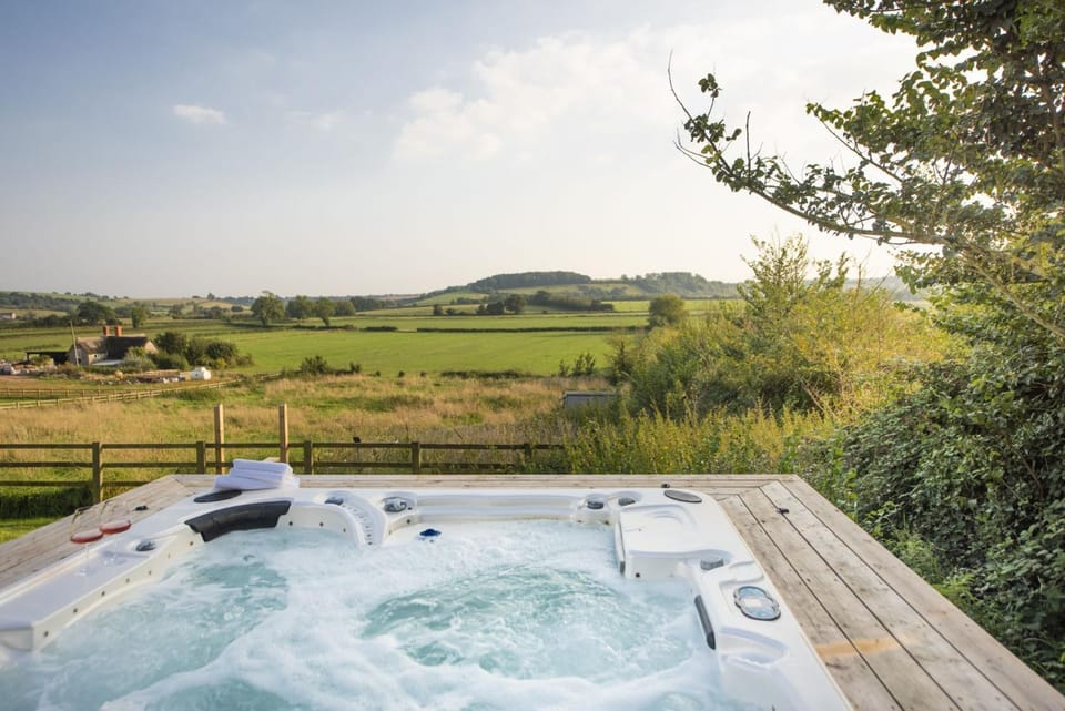 Day, Natural landscape, Hot Tub, Mountain view