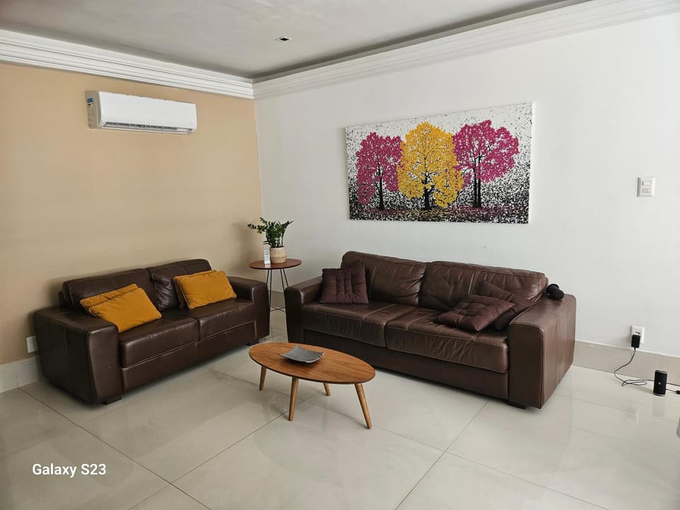 Leme de frente para o mar na Quadra Gourmet da Atlântica Apartment in Rio de Janeiro