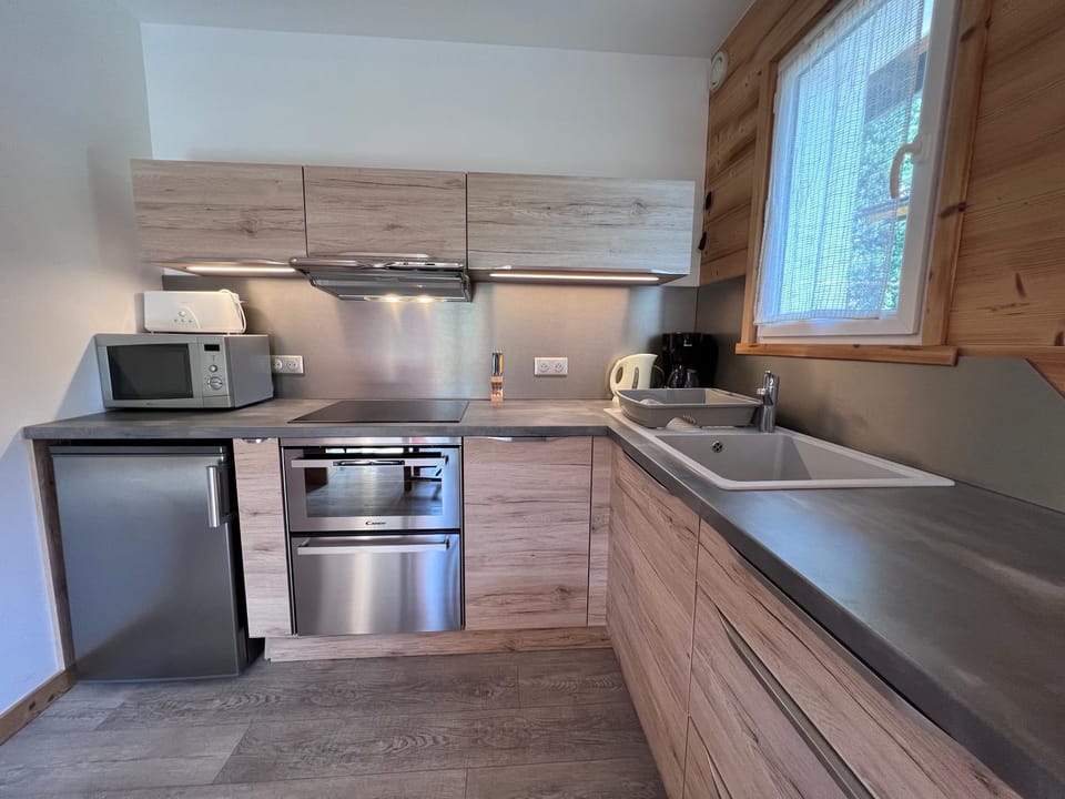 Coffee/tea facilities, Kitchen or kitchenette