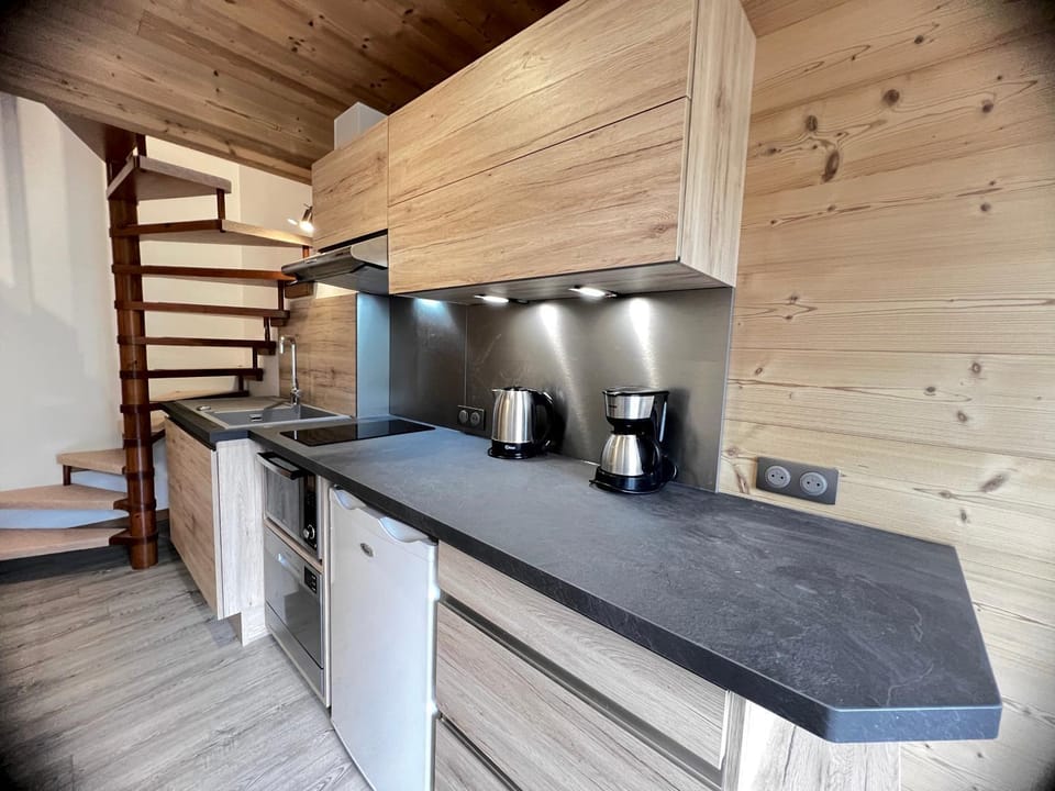 Coffee/tea facilities, Kitchen or kitchenette, dishwasher, pet friendly, stove