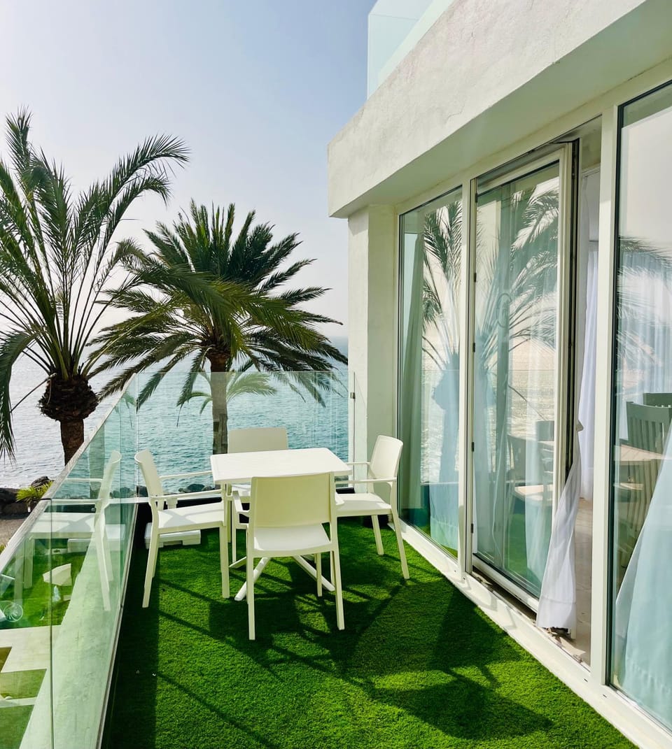 Sunset Ocean View Apartment in Arguineguín