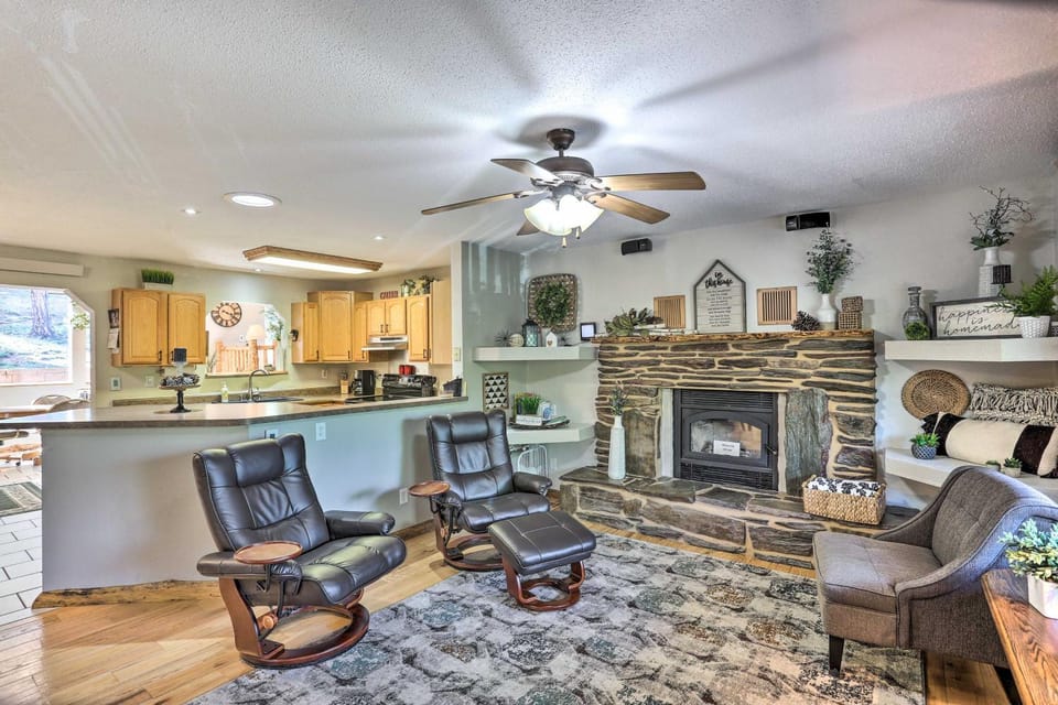 Spacious Black Hawk Home w/ Furnished Deck! House in Pennington County