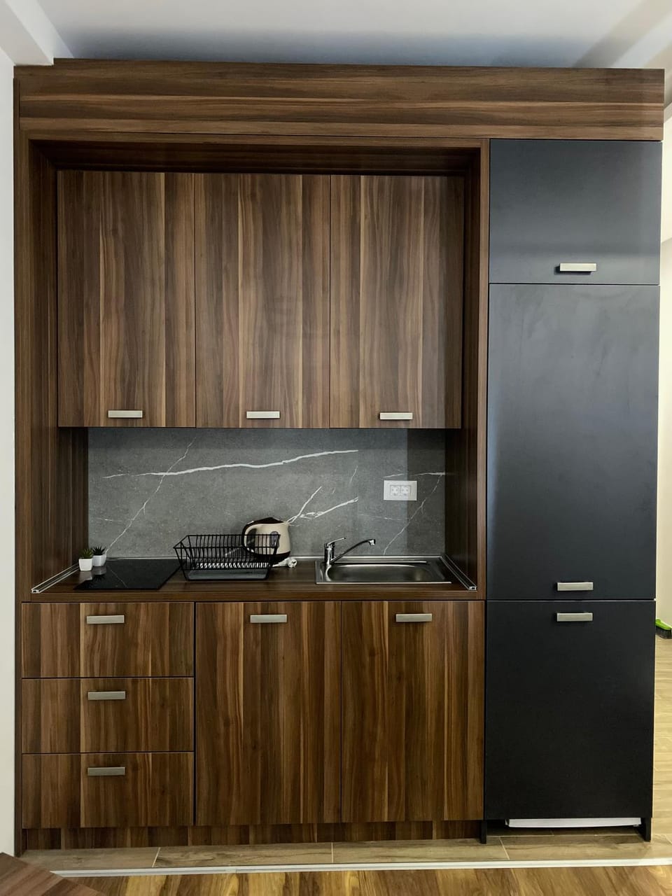Kitchen or kitchenette, kitchen