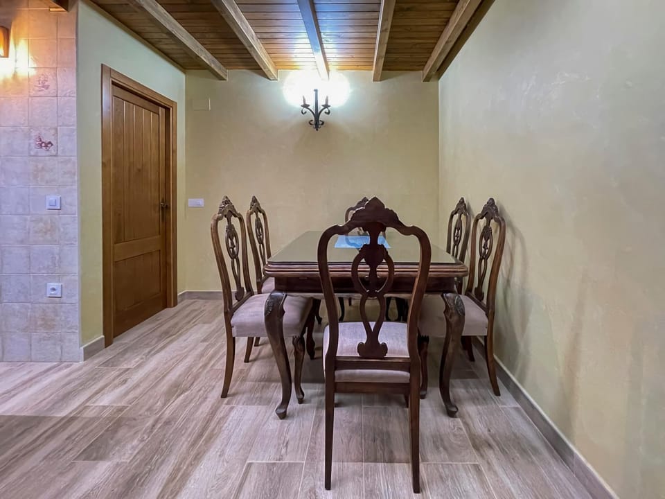 Recuerdos de Monfragüe House in Extremadura, Spain