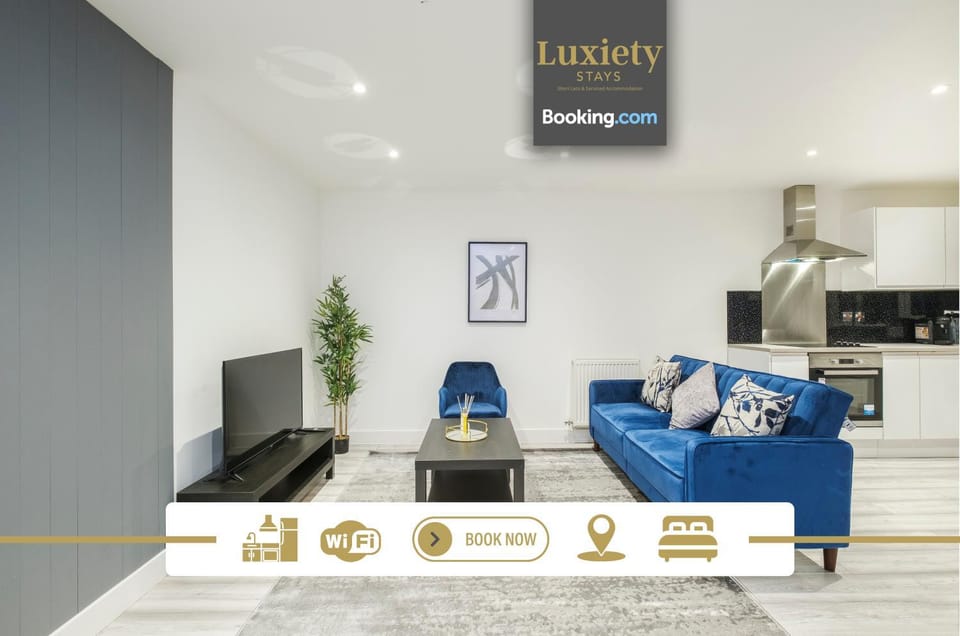 TV and multimedia, Living room, oven, stove, kitchen