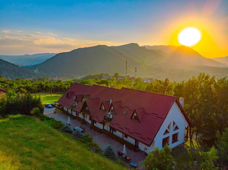 Property building, Spring, Day, Bird's eye view, Mountain view, Sea view