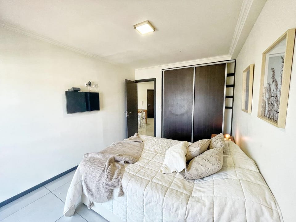 Miralejos 7 - 100 mtrs peatonal Apartment in Villa Carlos Paz