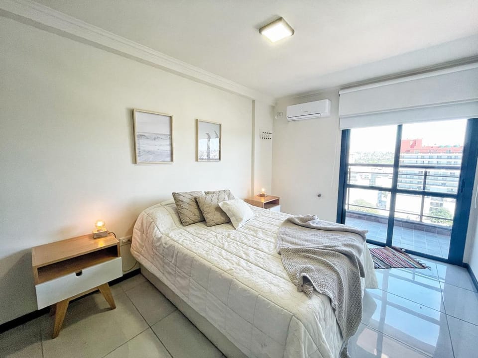 Miralejos 7 - 100 mtrs peatonal Apartment in Villa Carlos Paz