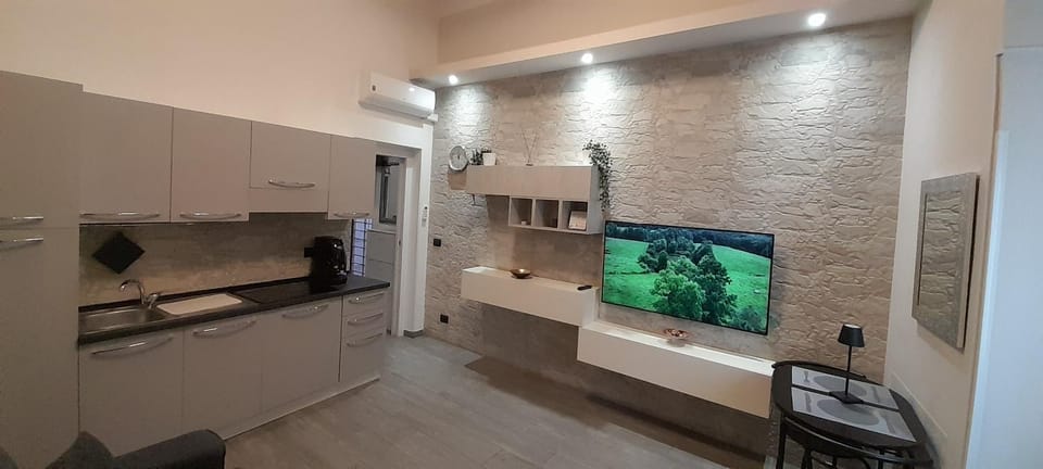 TV and multimedia, Kitchen or kitchenette