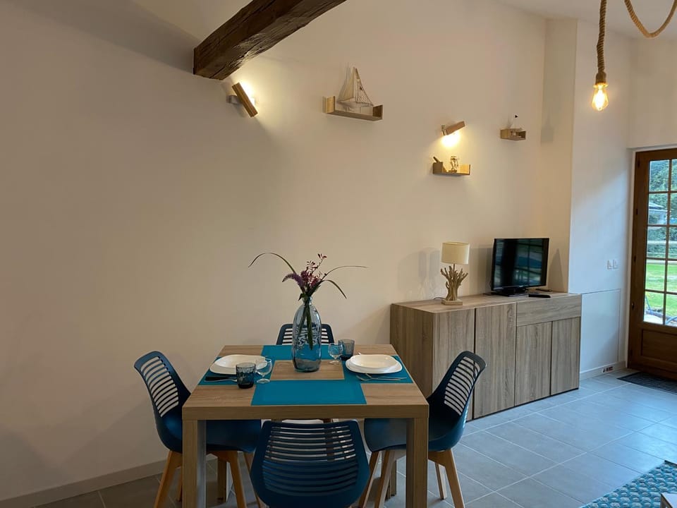 Les 4 seasons, agréable gîte avec terrasse et jardin House in Normandy