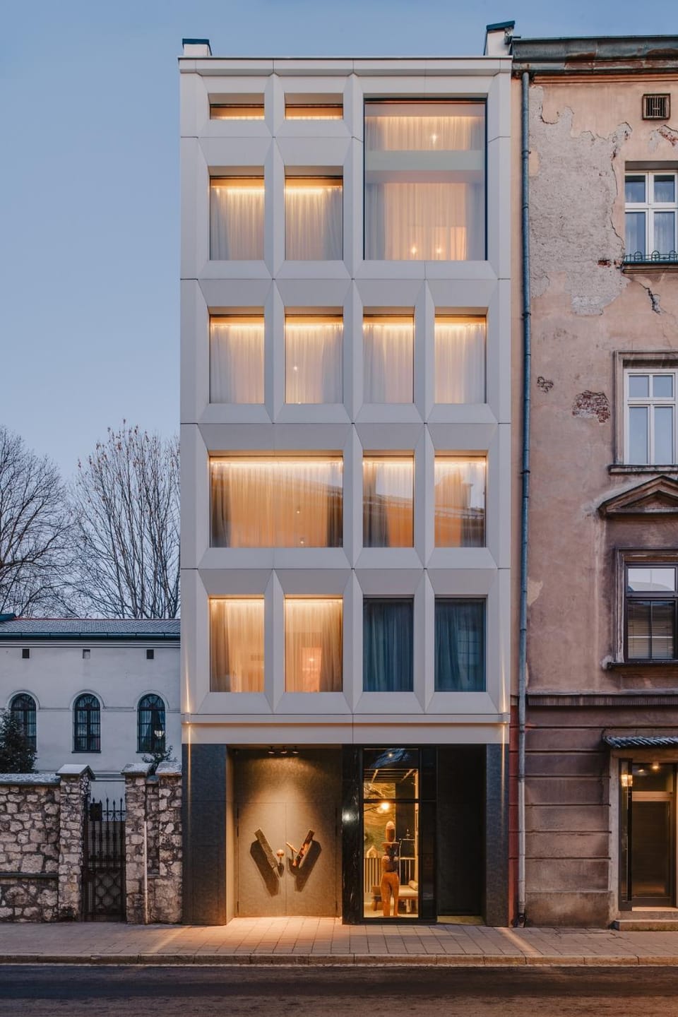 Property building, Facade/entrance
