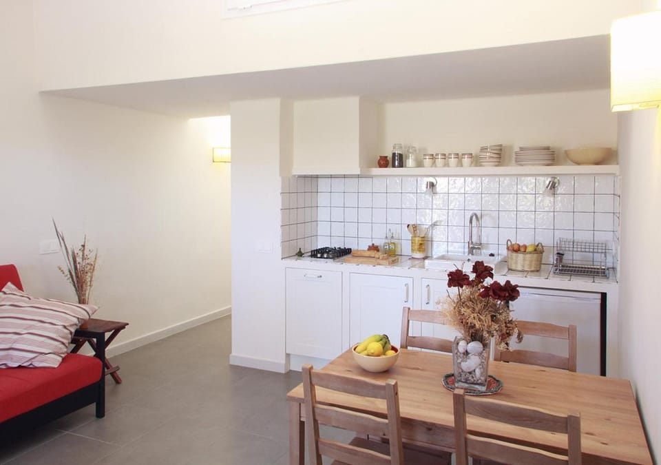 Kitchen or kitchenette, Living room, Dining area