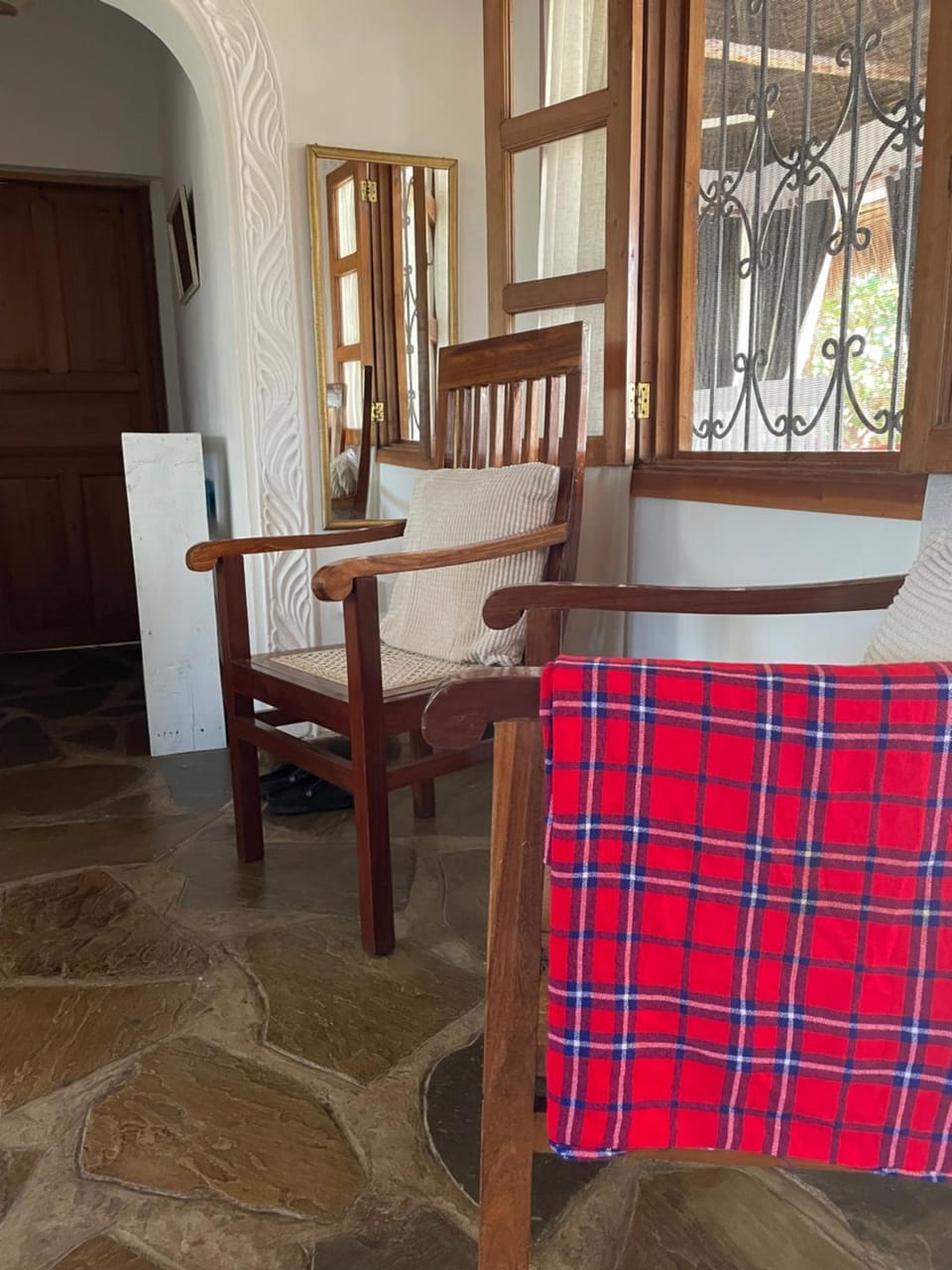 Seating area, Dining area