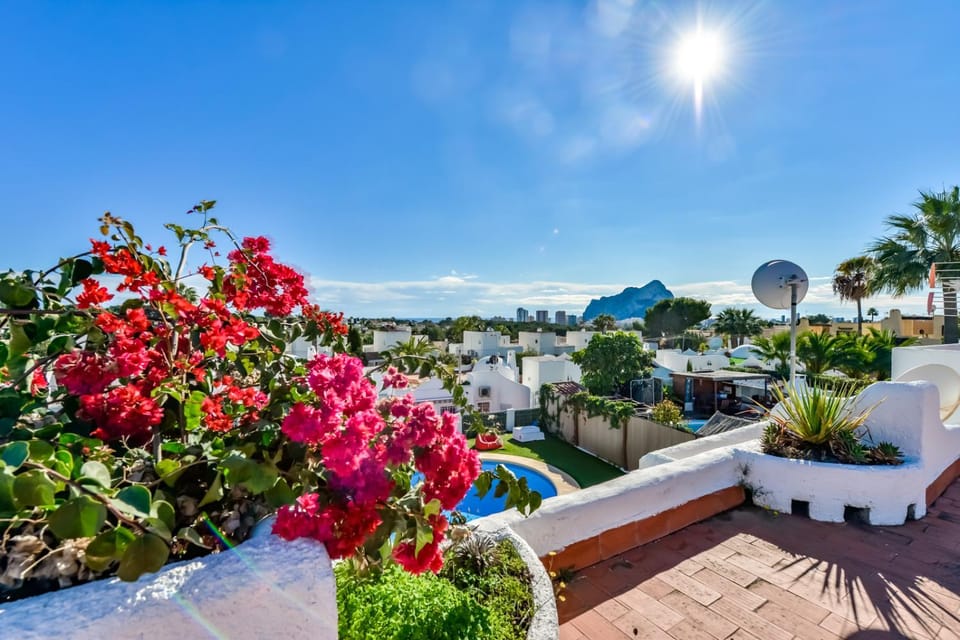 Natural landscape, Balcony/Terrace, Garden view