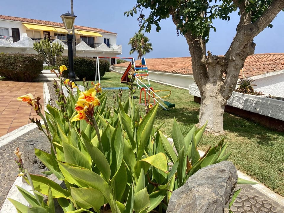 Property building, Garden
