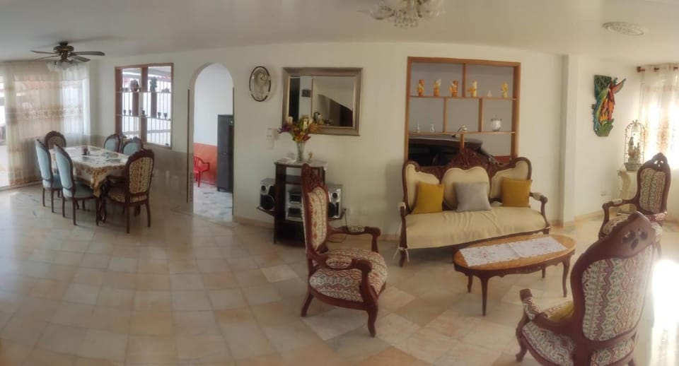 Hermosa y espaciosa casa familiar en Anapoima House in Anapoima