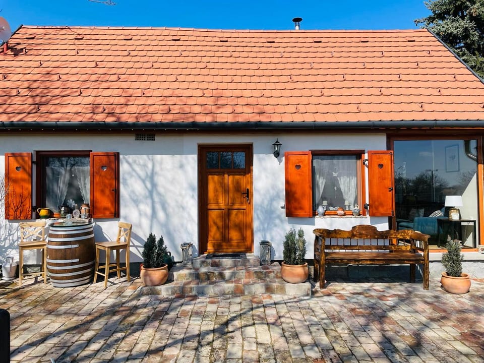 Szofi Porta Apartment in Hungary