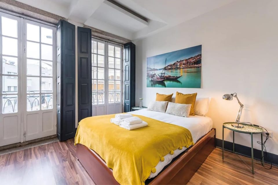 Papa 2D · Papa Studio Central City View Apartment in Porto