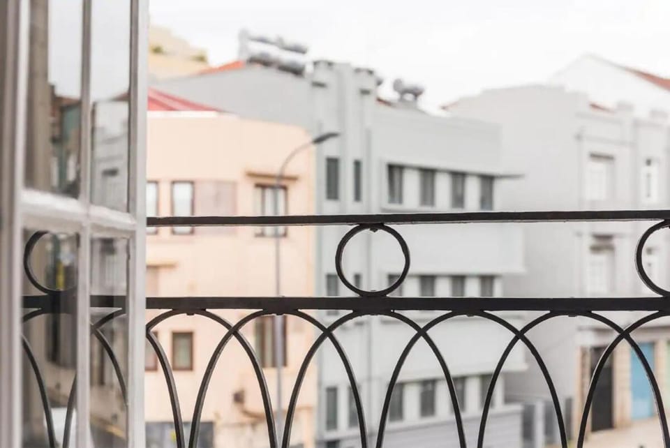 Papa 2D · Papa Studio Central City View Apartment in Porto