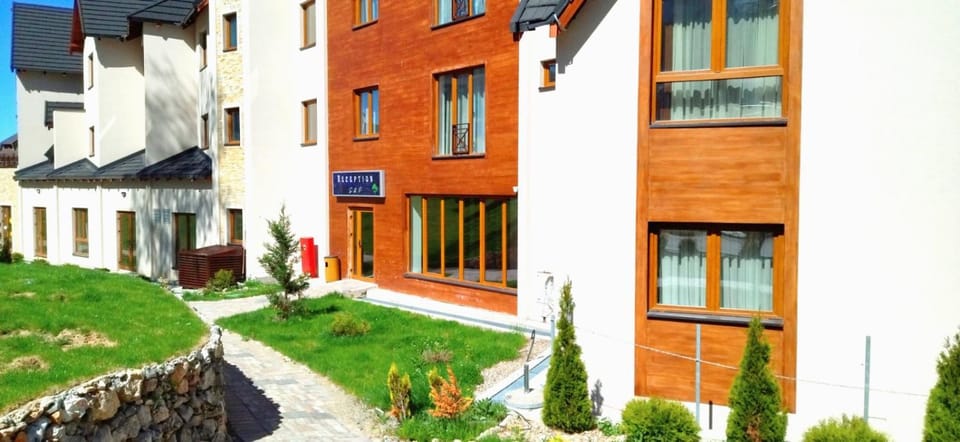 Lucky-Milmari resort Apartment hotel in Serbia
