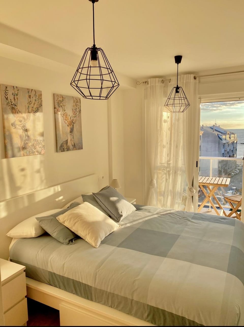 Apartamentos LAMAROSA -PLAYA URBANA Apartment in Galicia