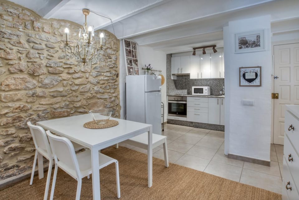 Kitchen or kitchenette, Living room