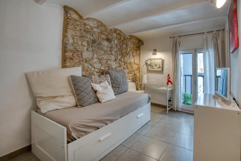 Living room, Bedroom