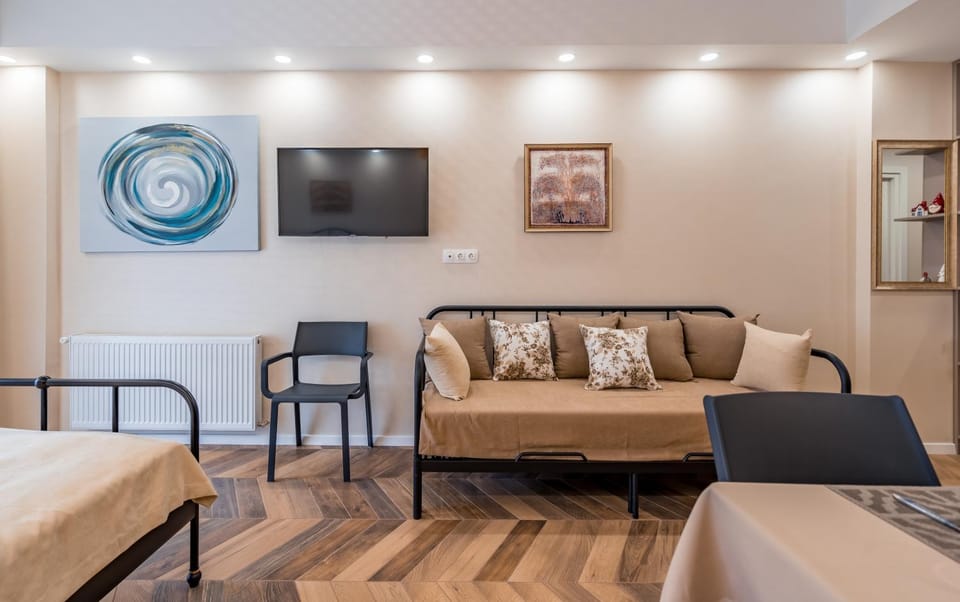 Living room, Seating area
