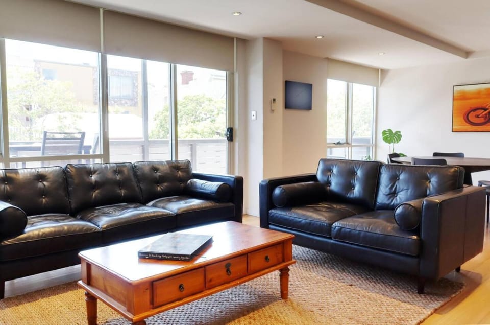 Fiveways Chefs kitchen with large balcony Apartment in Perth