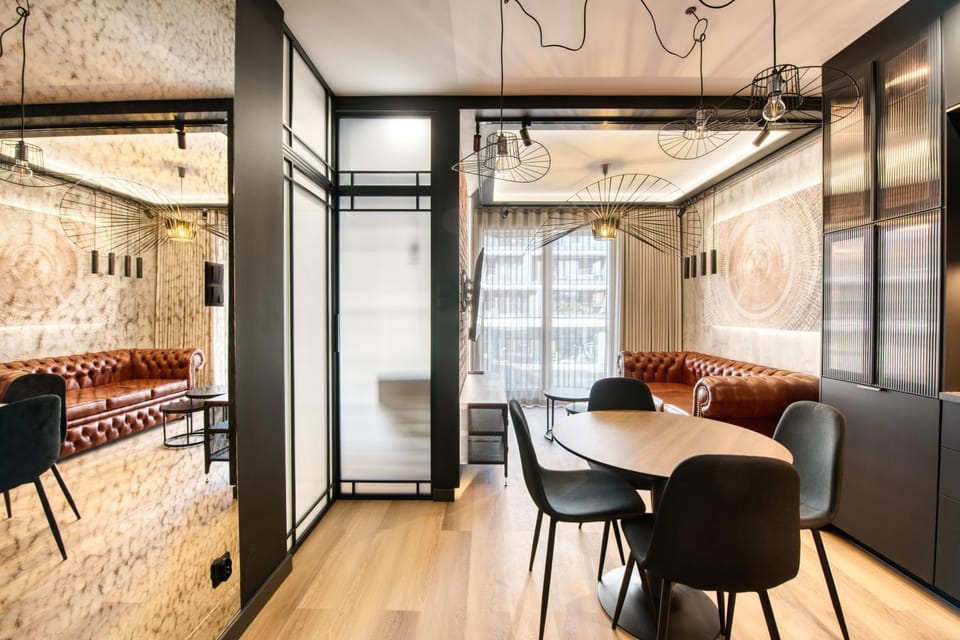 Living room, Seating area