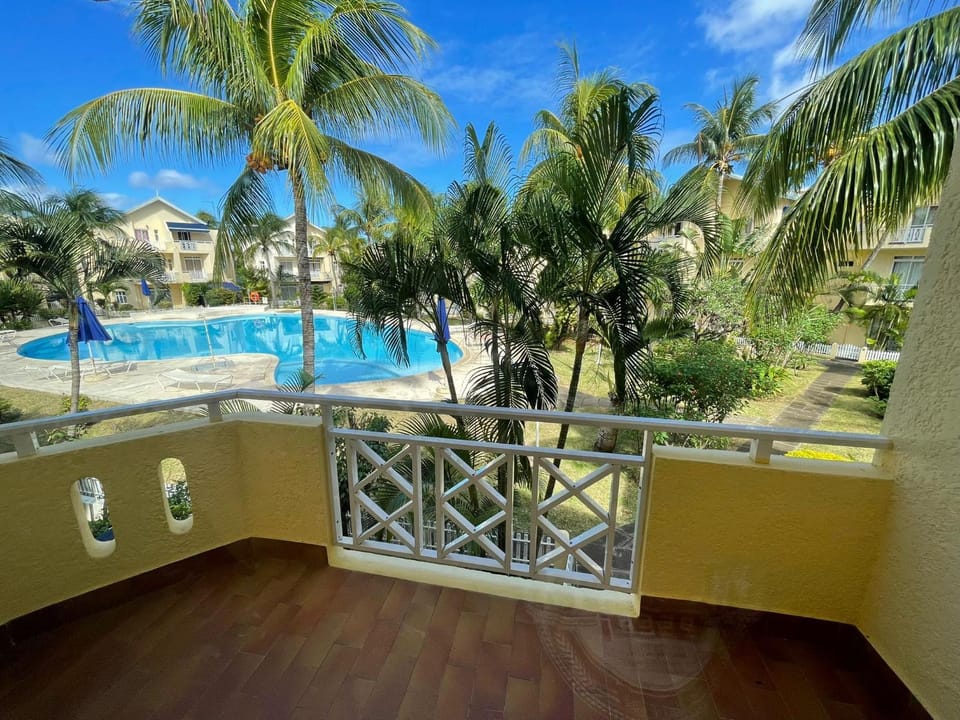 Balcony/Terrace, Pool view, Swimming pool