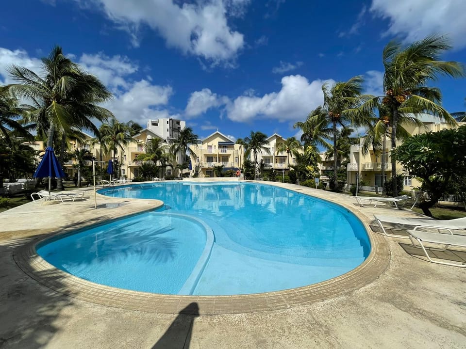 Pool view, Swimming pool